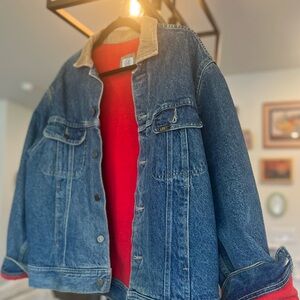 Lee Women's Blue Denim Jacket with Tan Collar